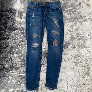 Joe's Jeans Skinny Dark Blue Denim with Floral Patch Details